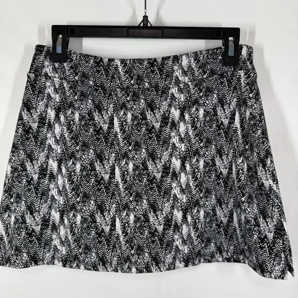 Tranquility Colorado clothing black white pull on athletic skort size small